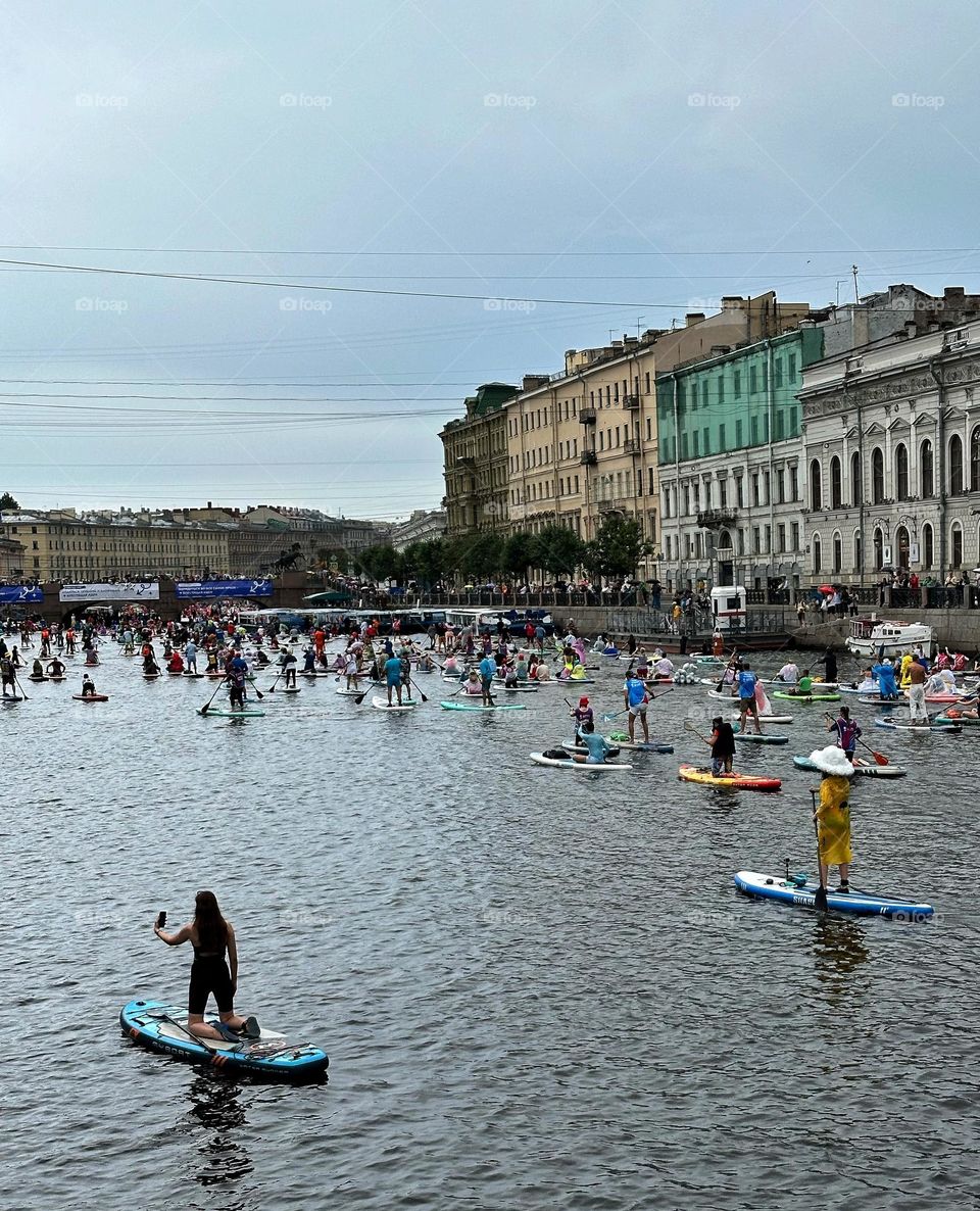 Urban river SUP flash mob