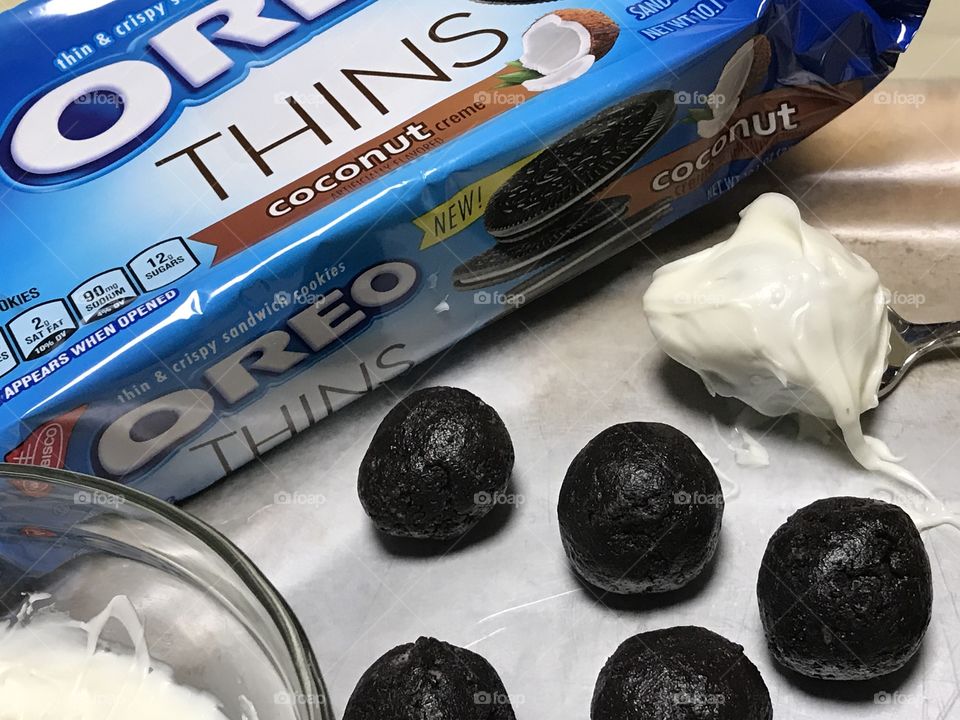 Oreo coconut thins cookies chocolate truffles balls