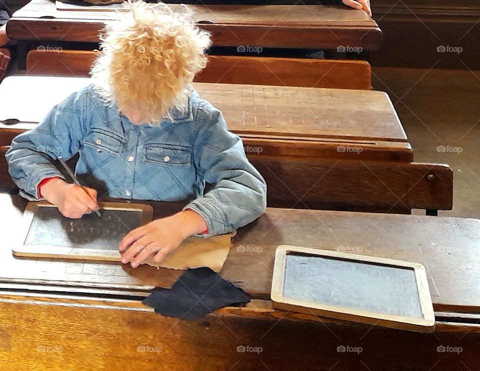 Nunca dejes de aprender es tu mejor arma contra la ignorancia.