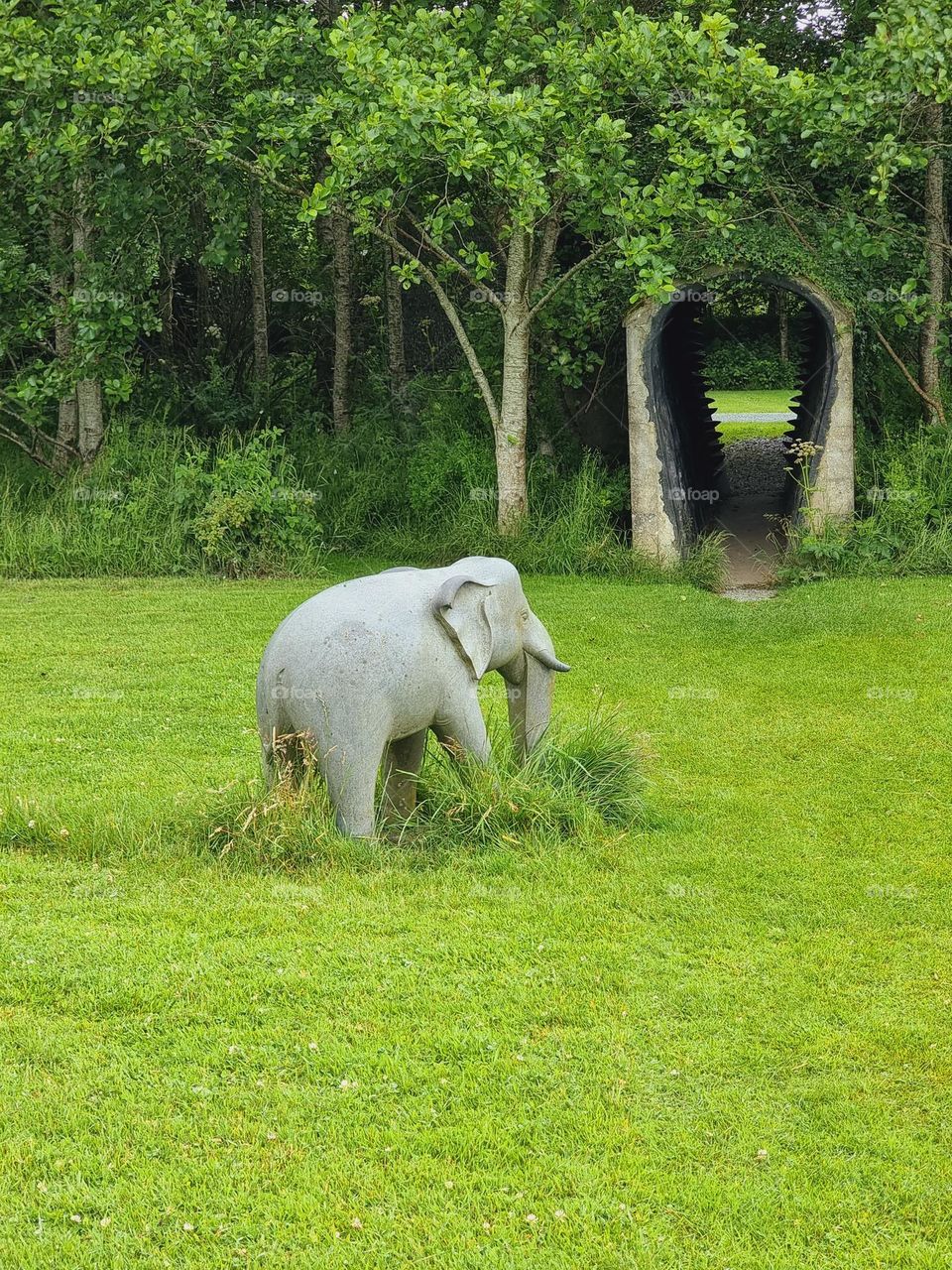 Sculpture of an elephant