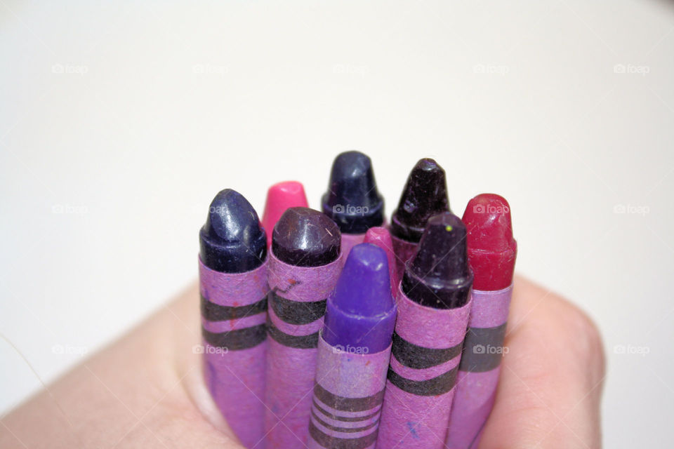 shades of purple crayons