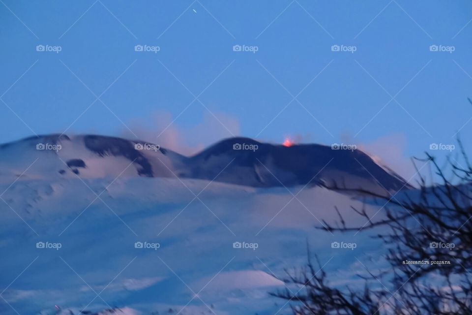 etna vulcano attivo