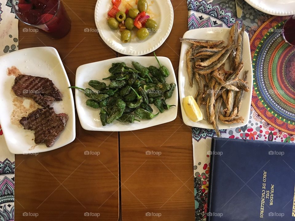 Foodie Sardines-steak-peppers-olives 