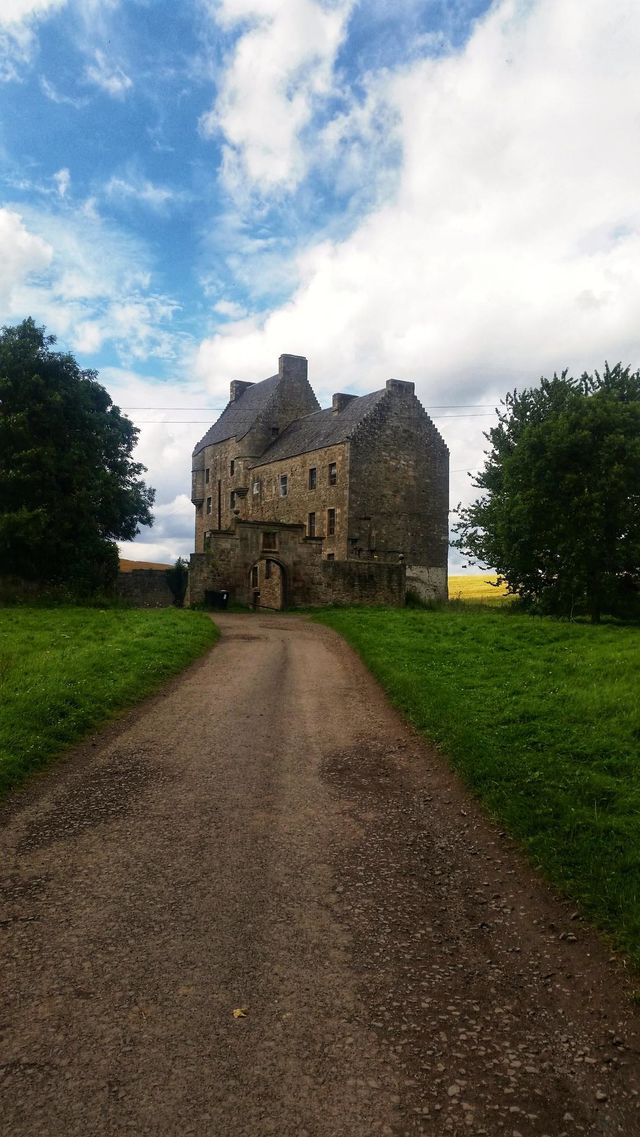 Midhope castle