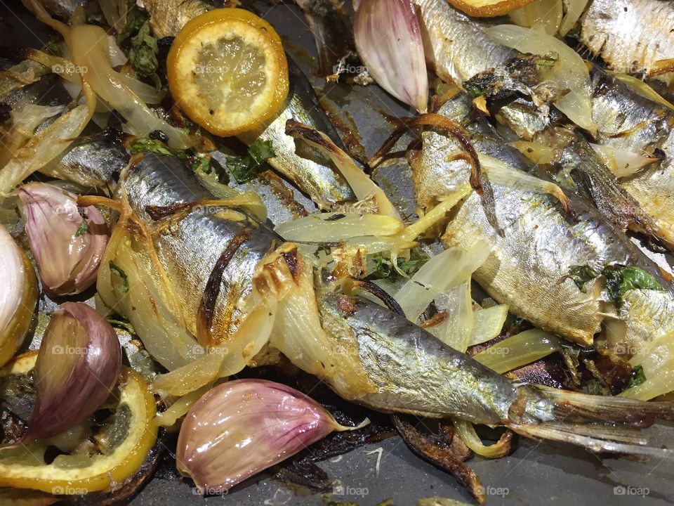 Fish and garlic ,onion 