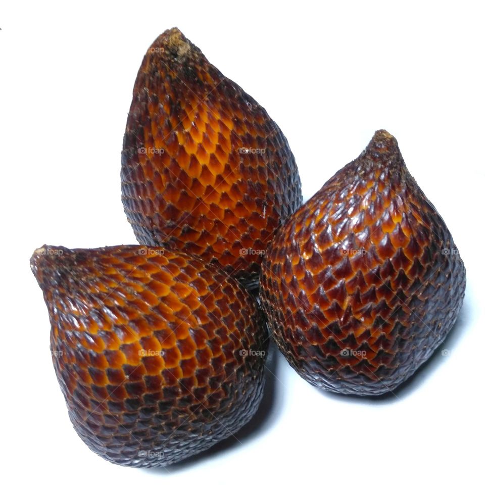 Group of snake fruits on the table