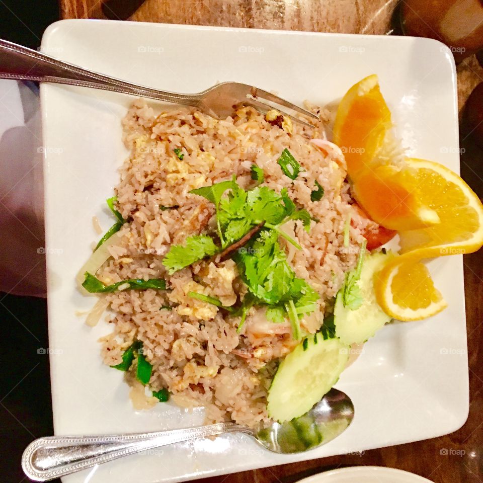 Fried rice with shrimp(Thai style)