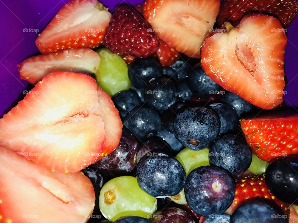 Fruits love