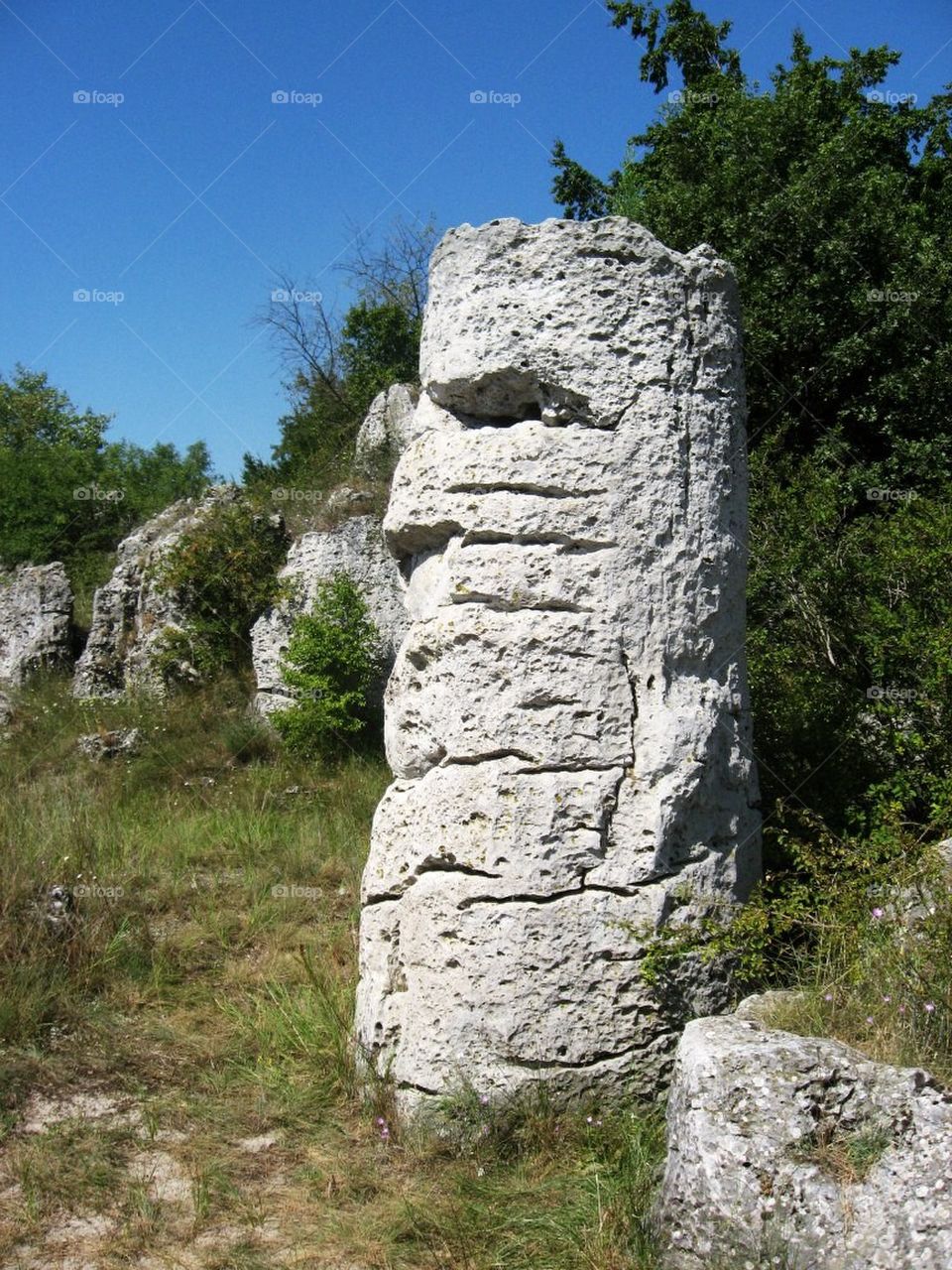 Head stone