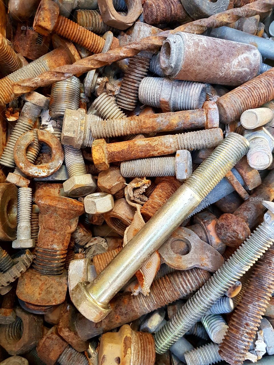 oxidized screws