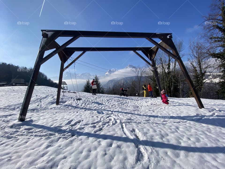 Schaukeln im Schnee 