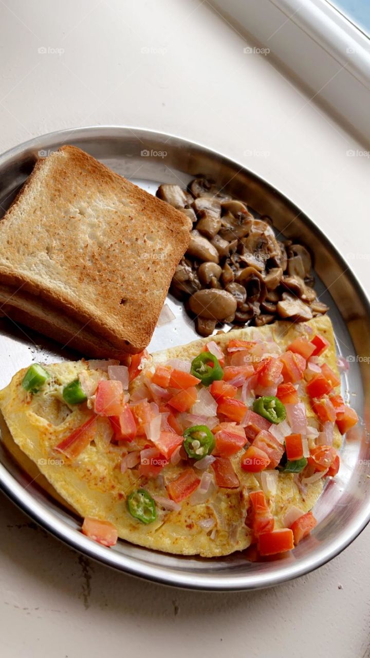 Delicious and healthy breakfast 