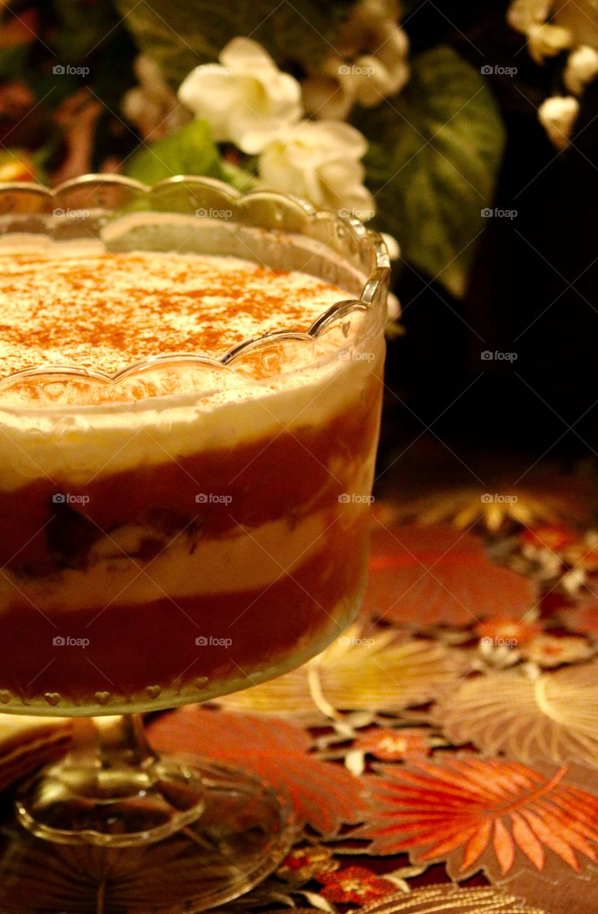 Gingerbread pumpkin trifle 