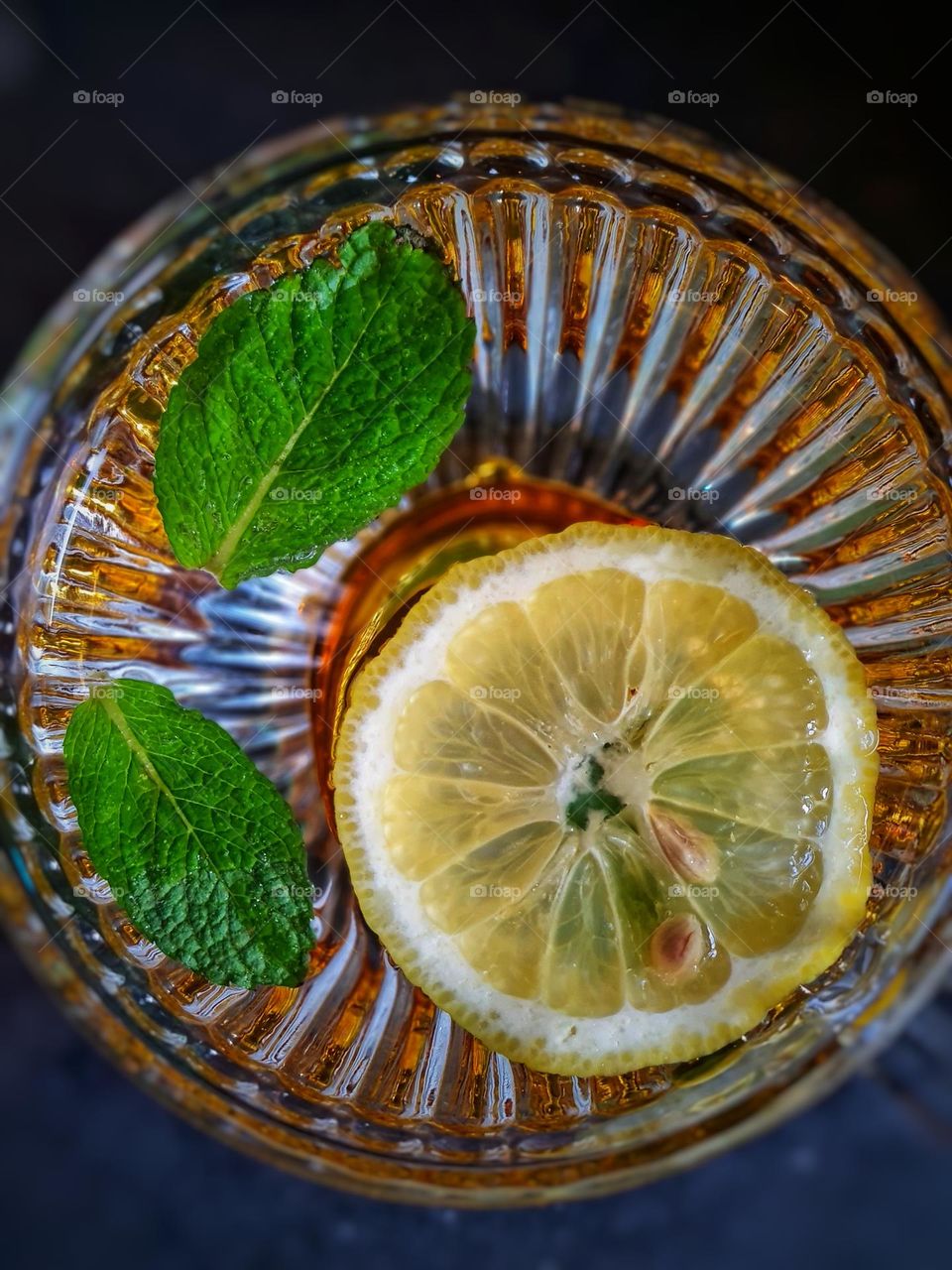 Refreshing Lemon and Mint Infusion