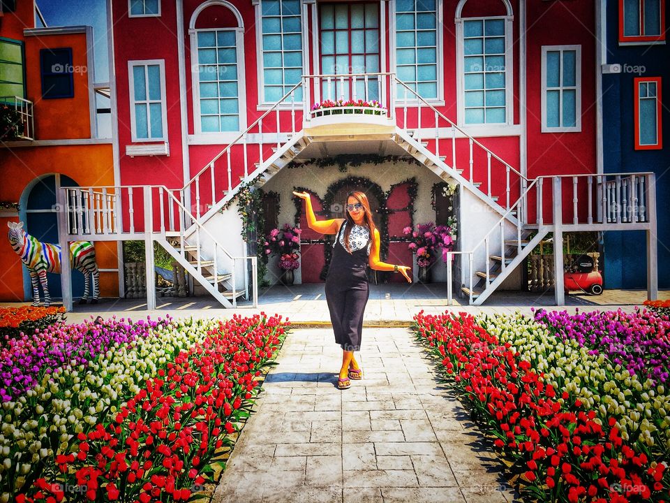 Be with someone who knows exactly what they have when they are with you. Not someone who realizes it after they’ve lost you.