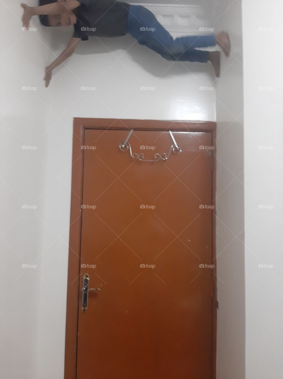 I need your support guys, I'm very, very poor, poor