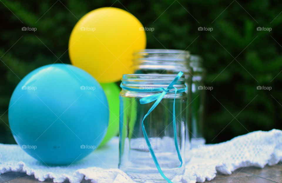 jar and balloons