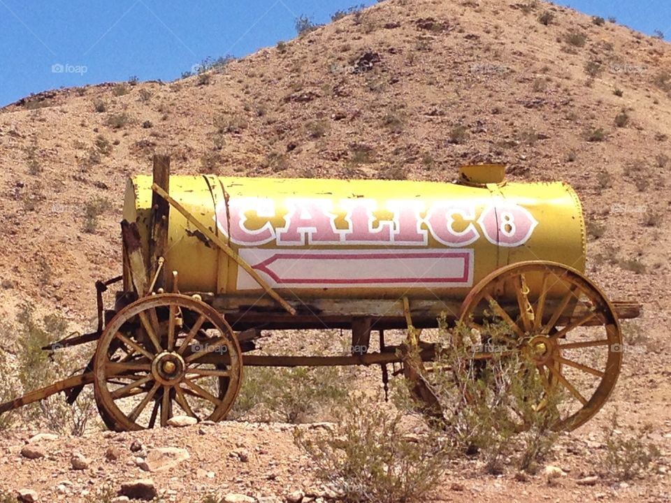 Calico sign on the carriage. Calico sign on the carriage