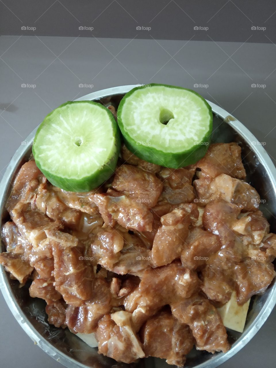 ready to steam pork with tarro