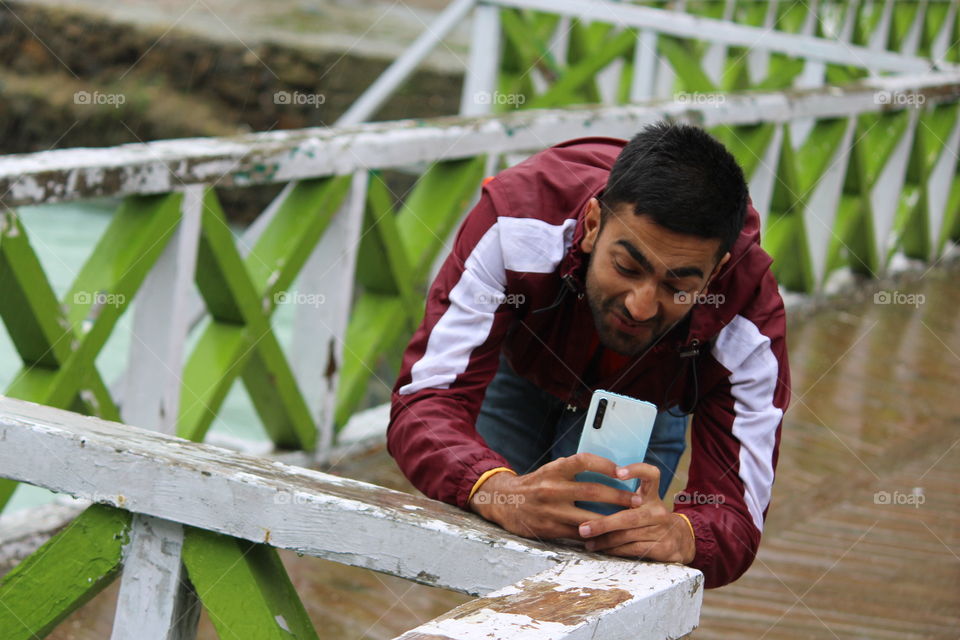 Rainy day cool and fresh environment atmosphere natural beauty greenery camping trip photographer 
📸 Muneeb bhat