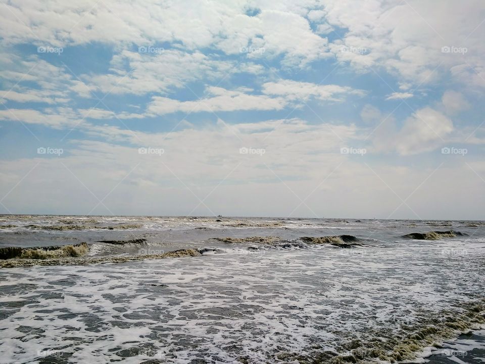 View of sea in Holly Beach