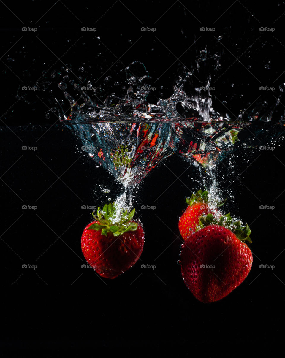 water strawberry fruit pepper by razak_photography