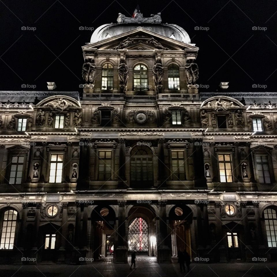 Musee du Louvre by Night, Paris
