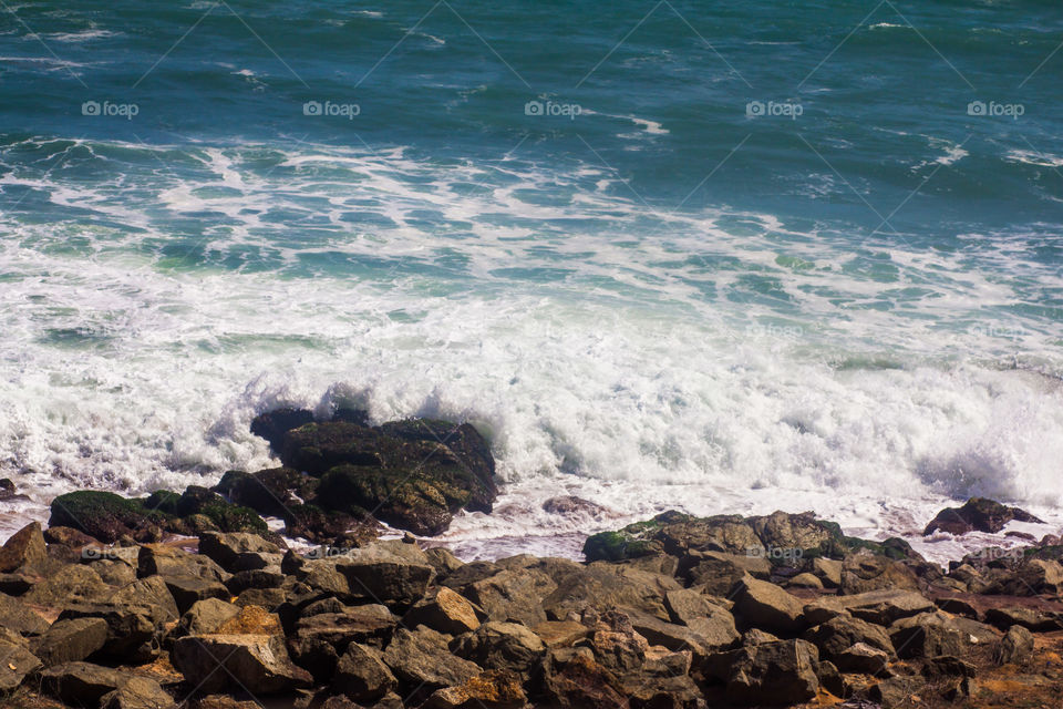 beach 🌊 water 💦 waves 