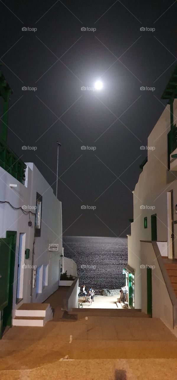 Best moon From Playa Blanca 