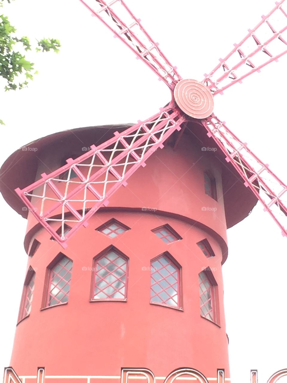 Windmill - Moulin Rouge 