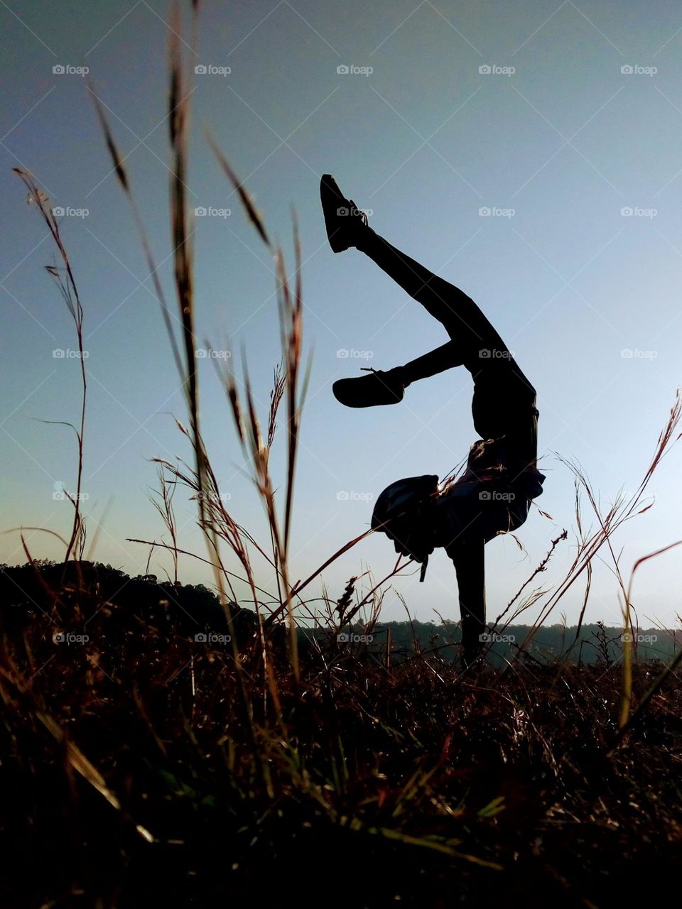 Handstand Yoga Pose. 
One of my favorite yoga pose of all time. 🤸🏿‍♂️ 
March 02, 2023
06:00pm