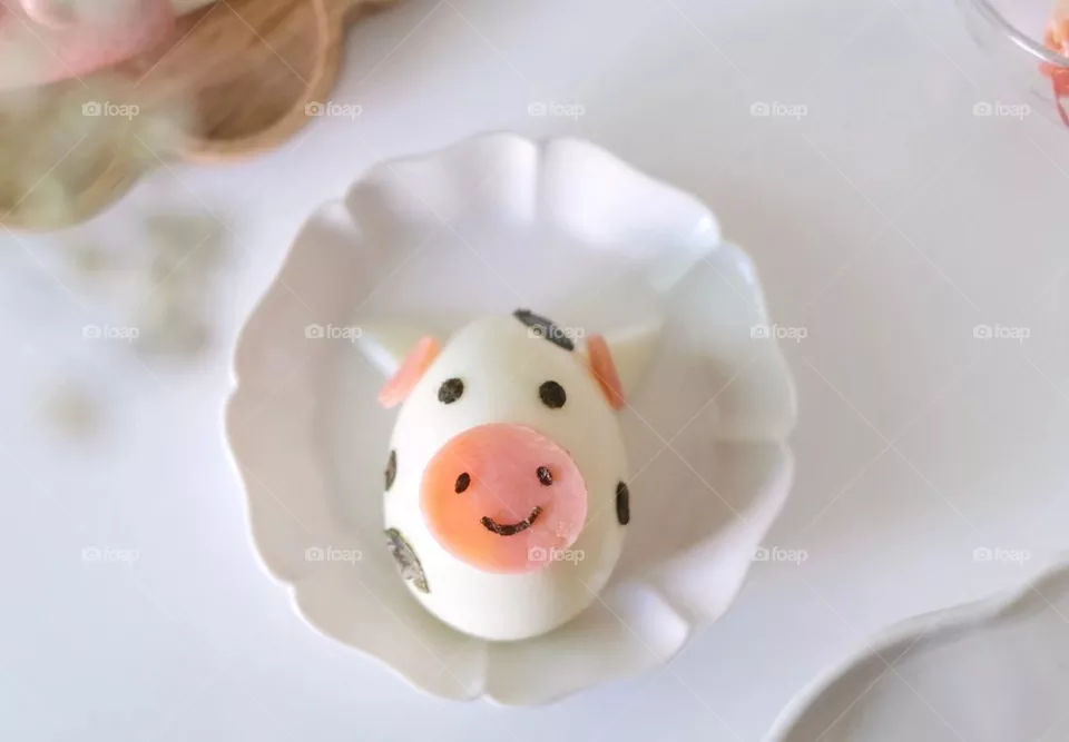 Amazing egg