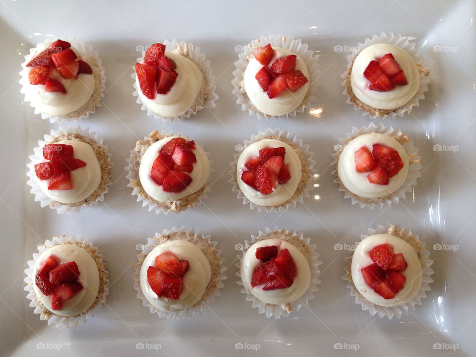 Set of strawberries and cream petite cupcake pies