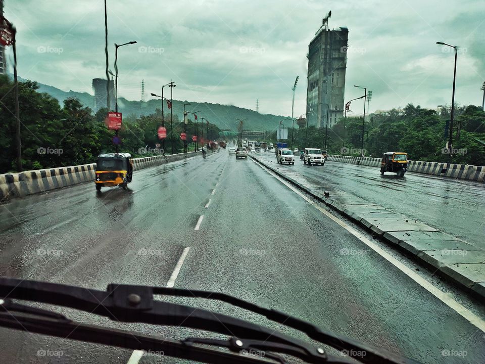 Snap from the Car
Pleasent Weather ☁️☁️☔
Highway Trip

Green Velly🍀🌿🌴🌱
Multistory Building 🏢🏢