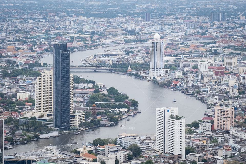 Chao Phraya is the largest river of Thailand , it pass through central city called Bangkok