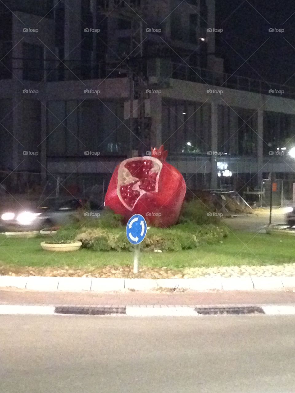 The pomegranate traffic roundabout 