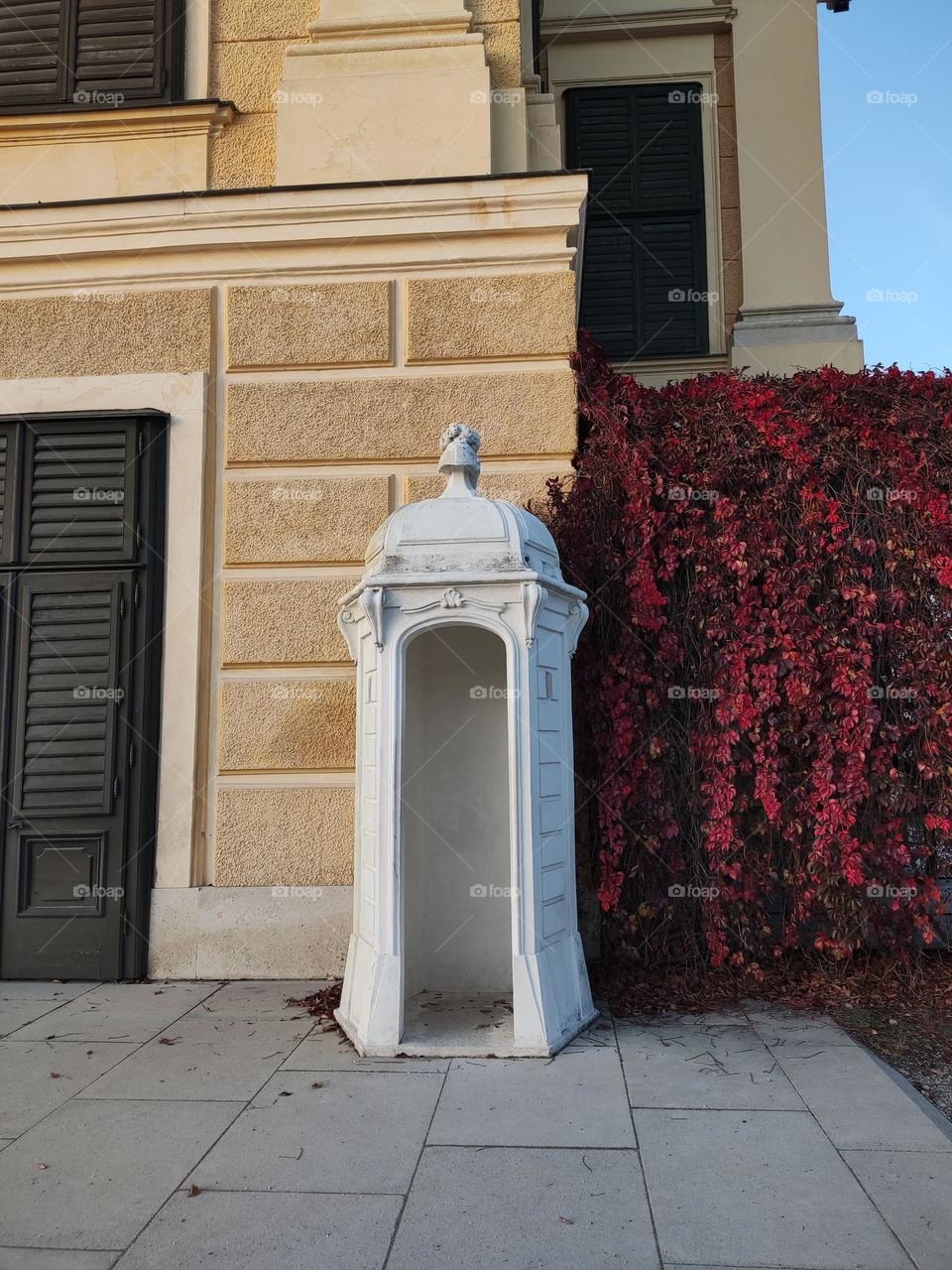 Architectural works of art and autumn colors create unsurpassed masterpieces.