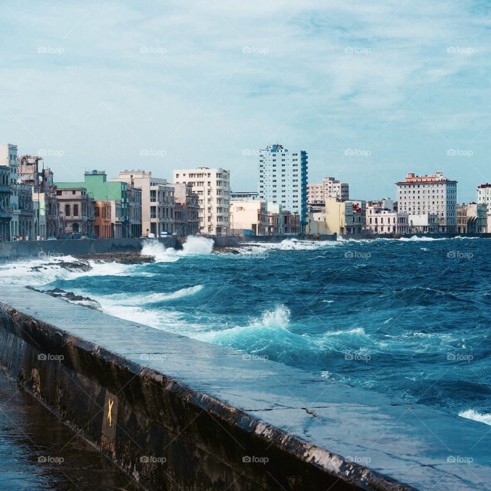 Stormy day in Havanna waterfront and big waves