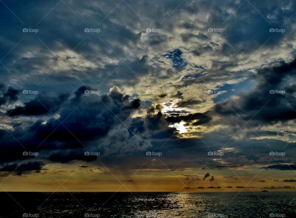Beautiful view of clouds in the sky of the sea