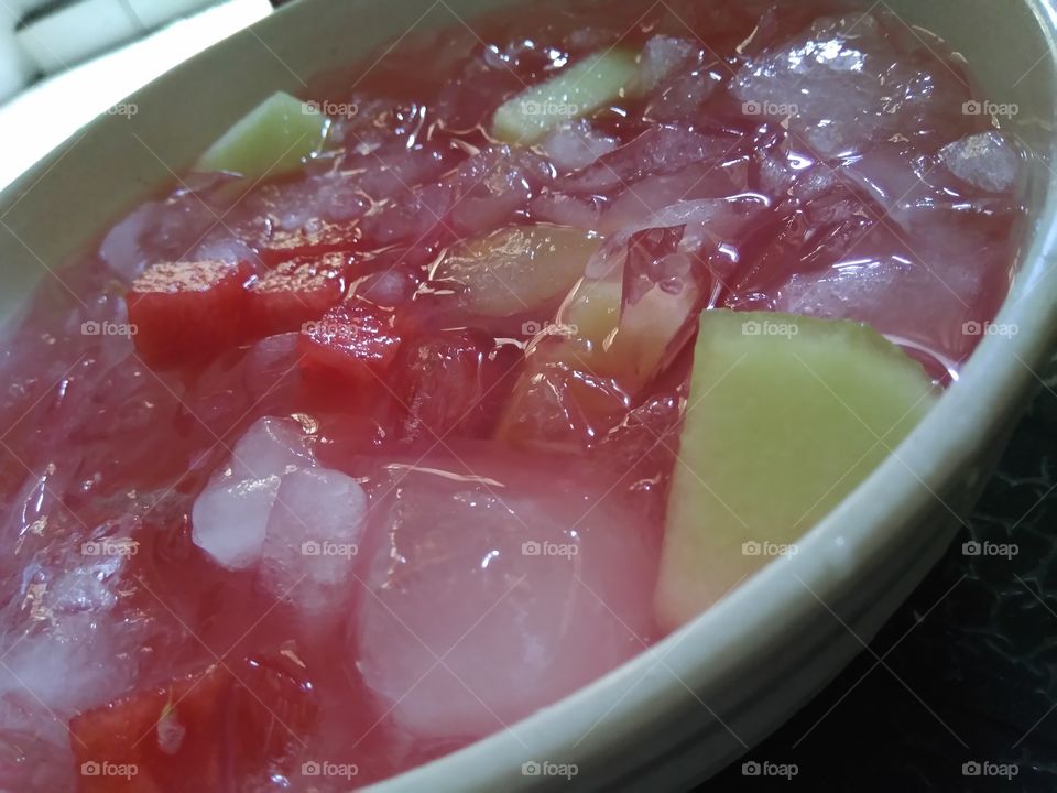ice fruit water melon and melon
