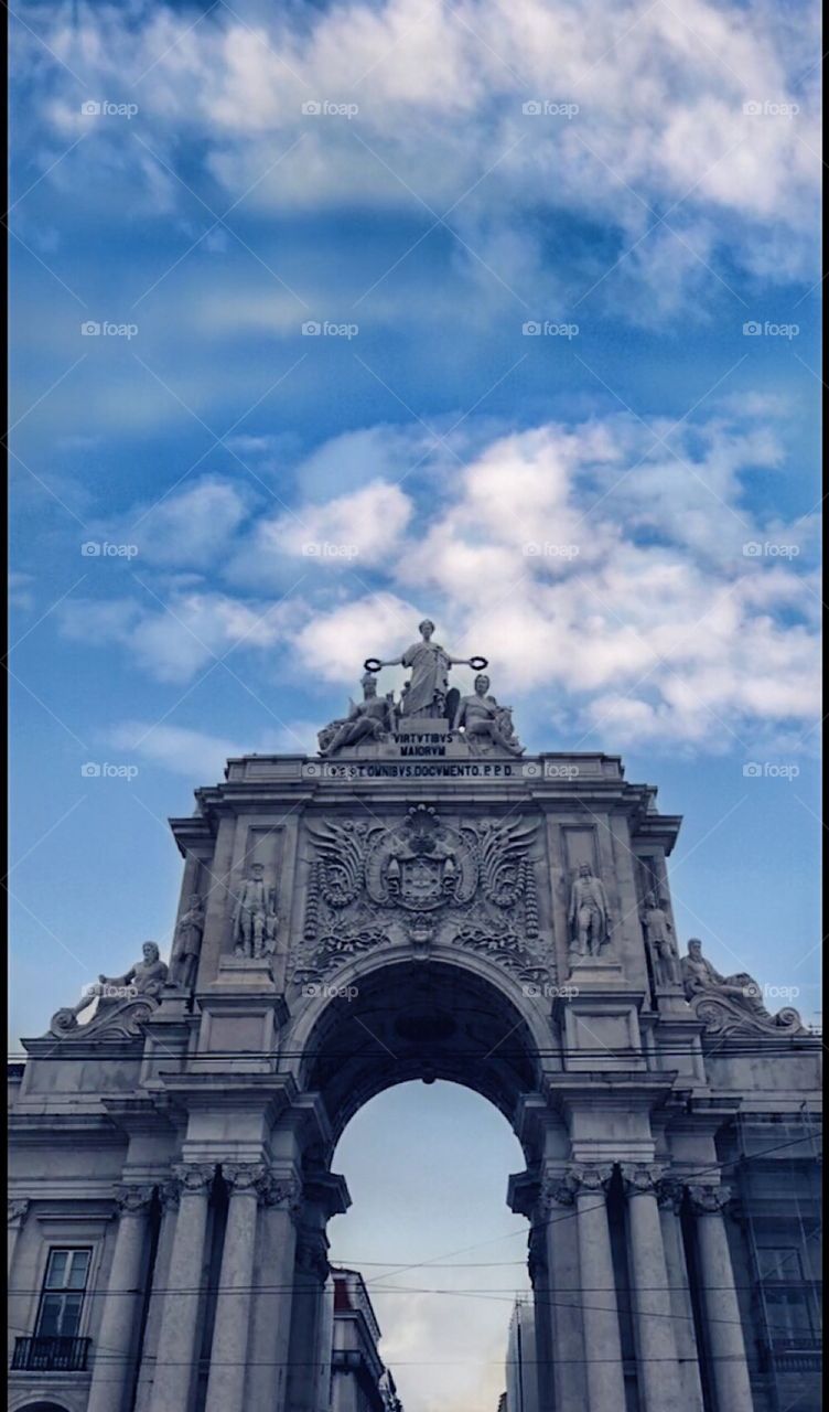 Lisbon gates