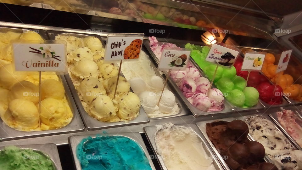 Colors and flavor.  Ice Cream at downtown from Tijuana.