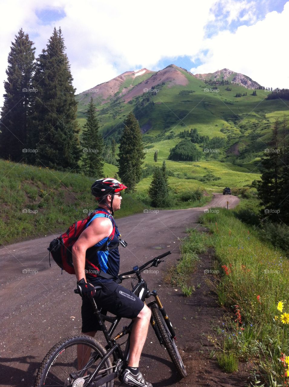 MTB on the 401. Start to the 401 trail - Crested Butte, Colorado