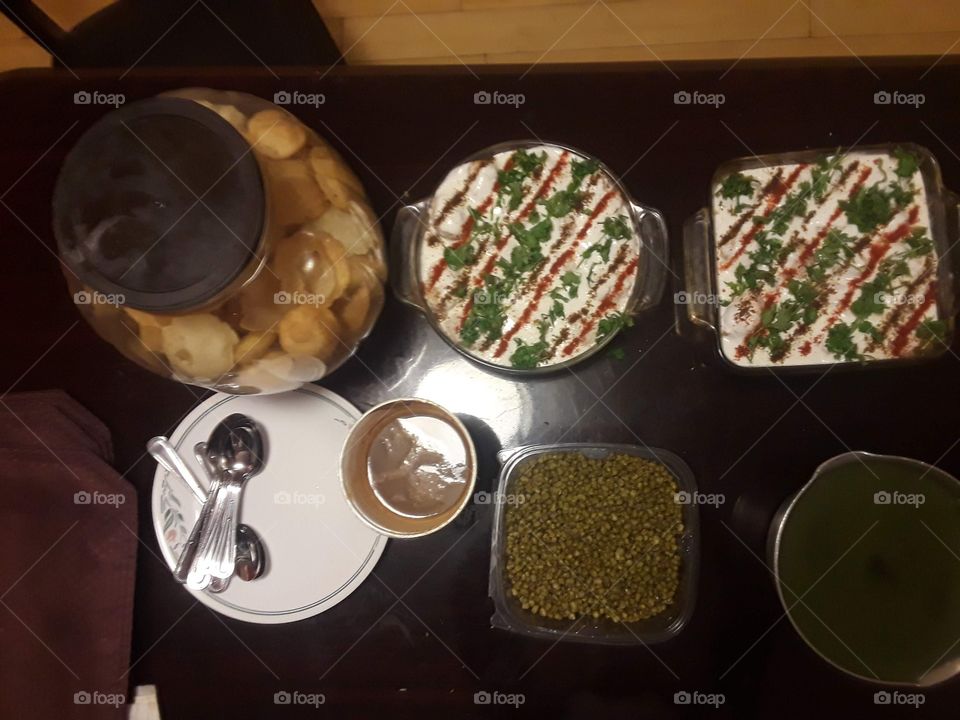 Pani puri and Dani bhalle