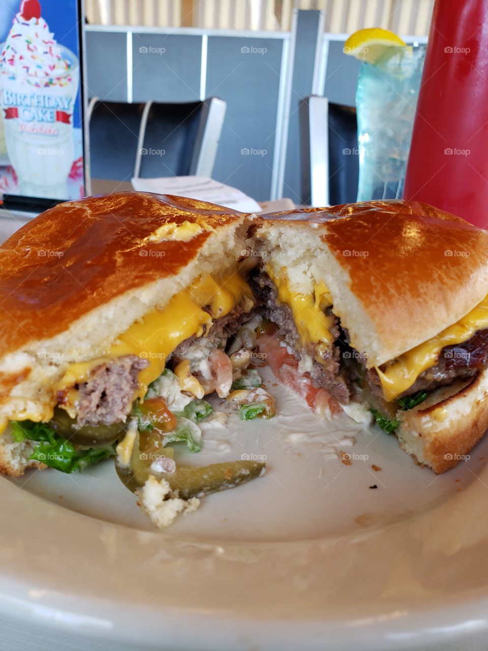 Delicious cheeseburgers