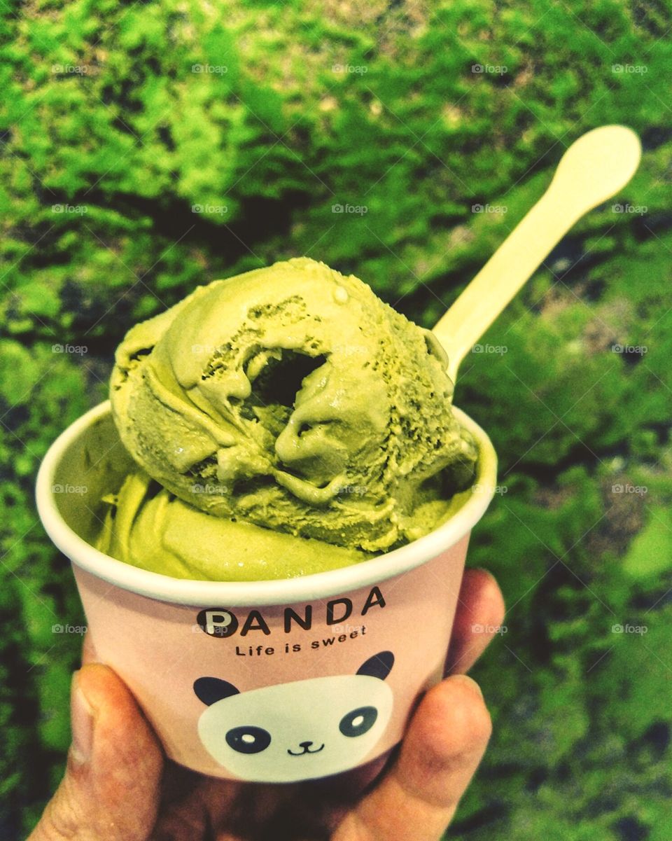 Green tea ice cream