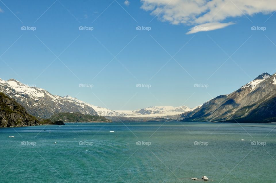 View of idyllic lake