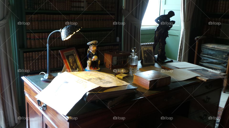 english stately home desk