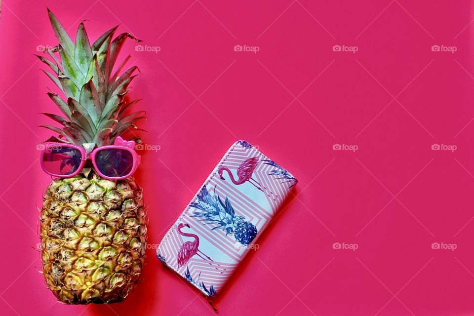 Pineapple & Pink Flamingo Pineapple Clutch Purse & Pink Sunglasses 