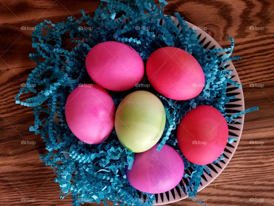 easter eggs color